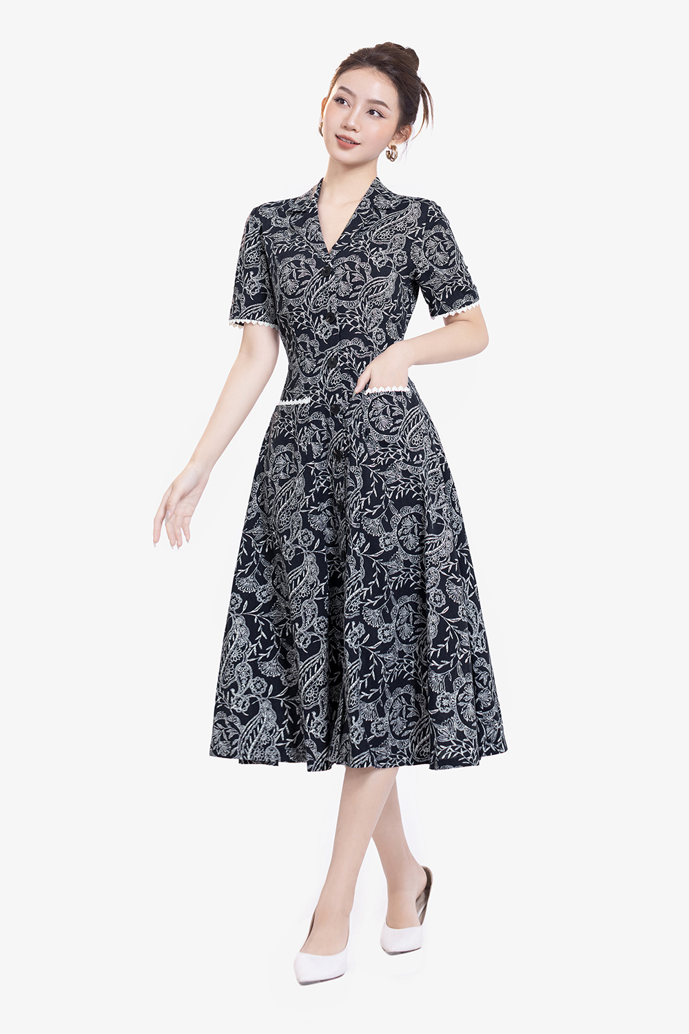 Đầm xòe công sở nữ cổ đan tông hoa trắng