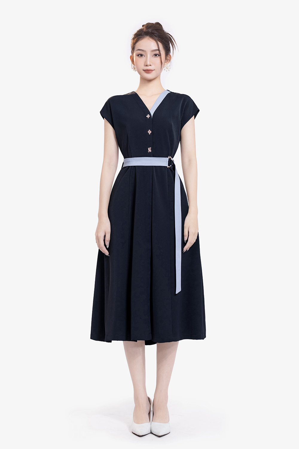 Đầm xòe công sở cổ V tay chờm phối màu