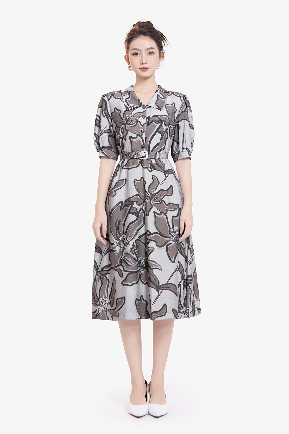 Đầm xòe họa tiết hoa bản lớn cổ sen