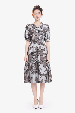 Đầm xòe họa tiết hoa bản lớn cổ sen