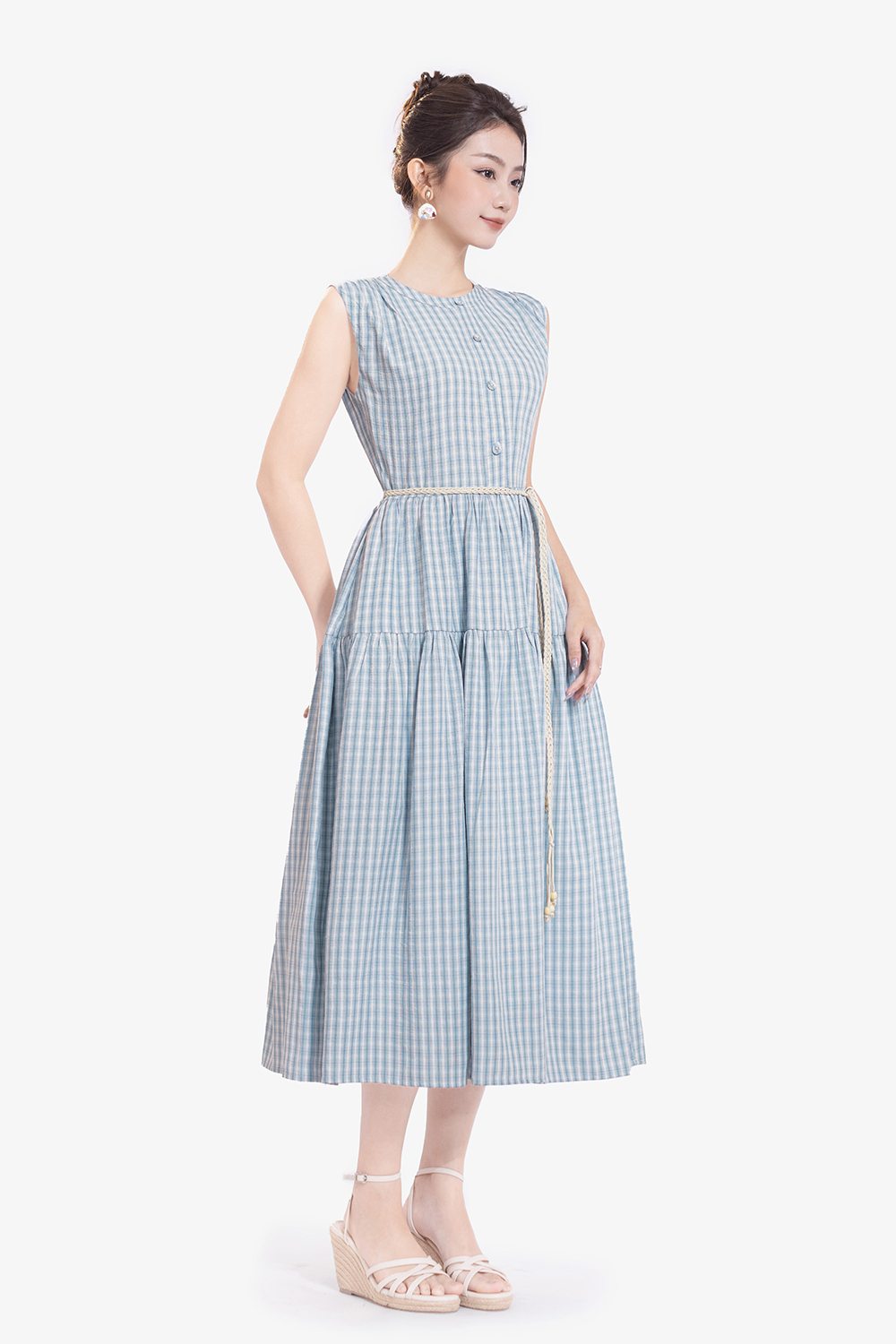 Đầm xòe dài caro xanh cổ tròn sát nách