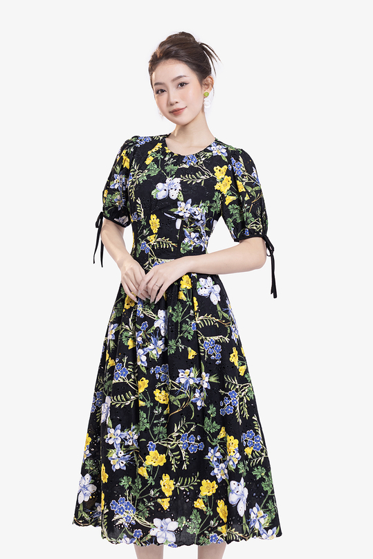 Đầm đen hoa dáng xòe tay phồng phối nơ KK178-19