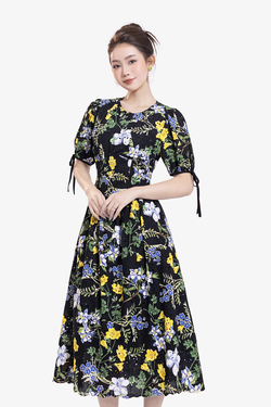 Đầm đen hoa dáng xòe tay phồng phối nơ