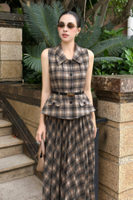 Chân váy xếp ly caro dáng dài midi