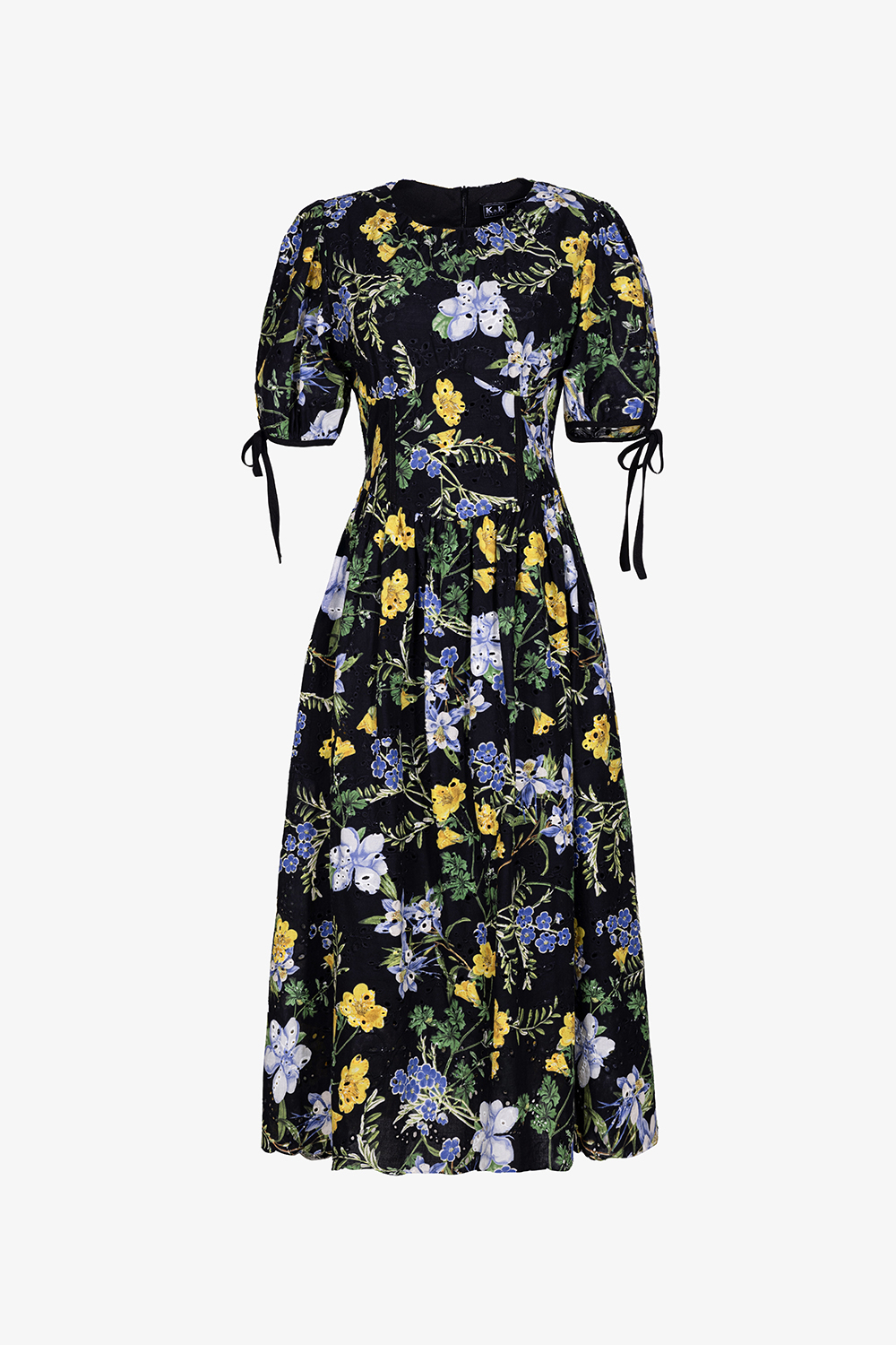 Đầm đen hoa dáng xòe tay phồng phối nơ