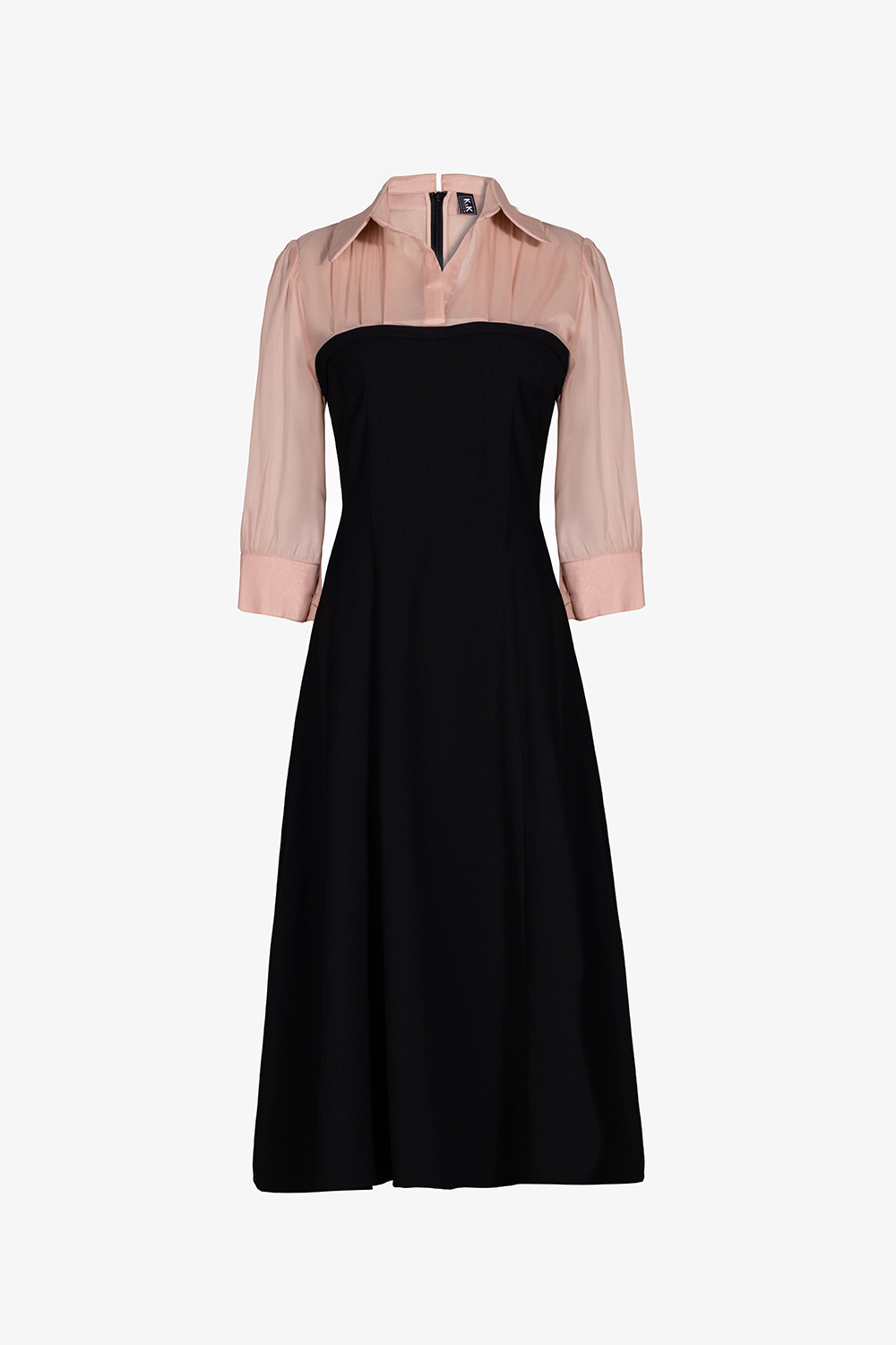 Đầm đen xòe công sở phối màu tay lỡ