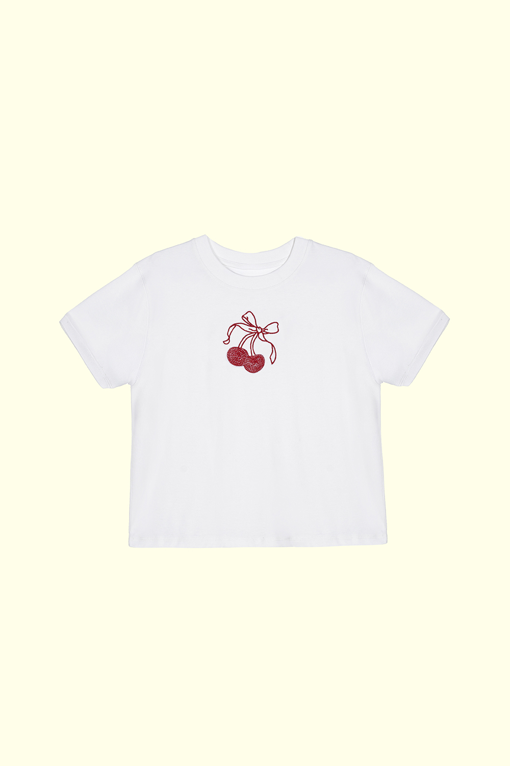 Áo thun nữ màu trắng thêu họa tiết cherry