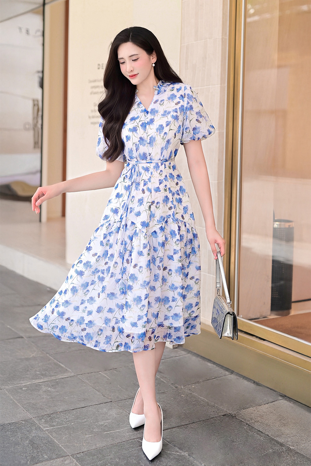 Đầm hoa dáng xòe dài tay chuông