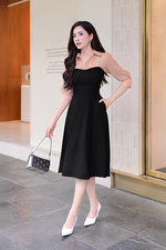 Đầm đen xòe công sở phối màu tay lỡ