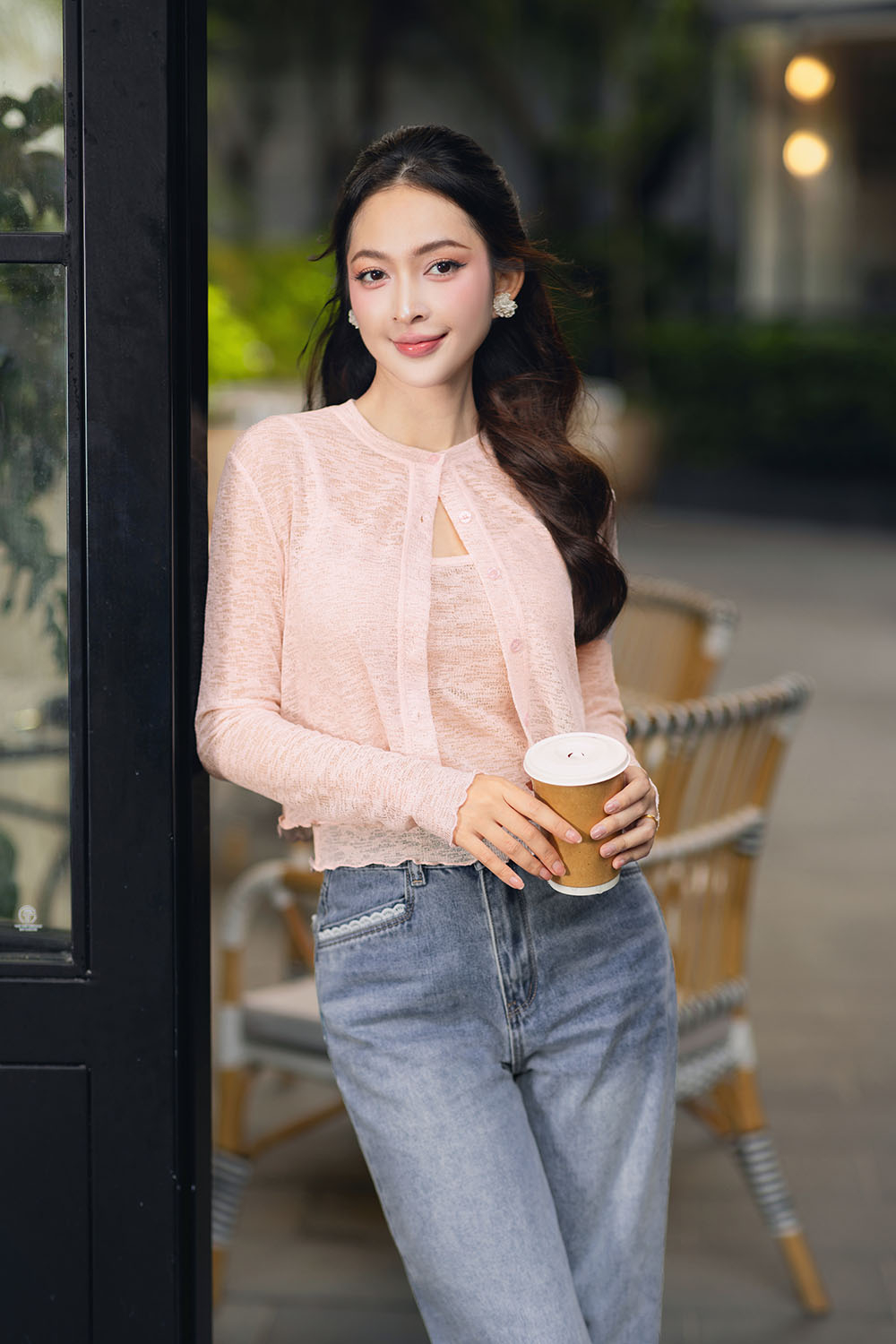 Áo thun len màu hồng dáng suông tay dài