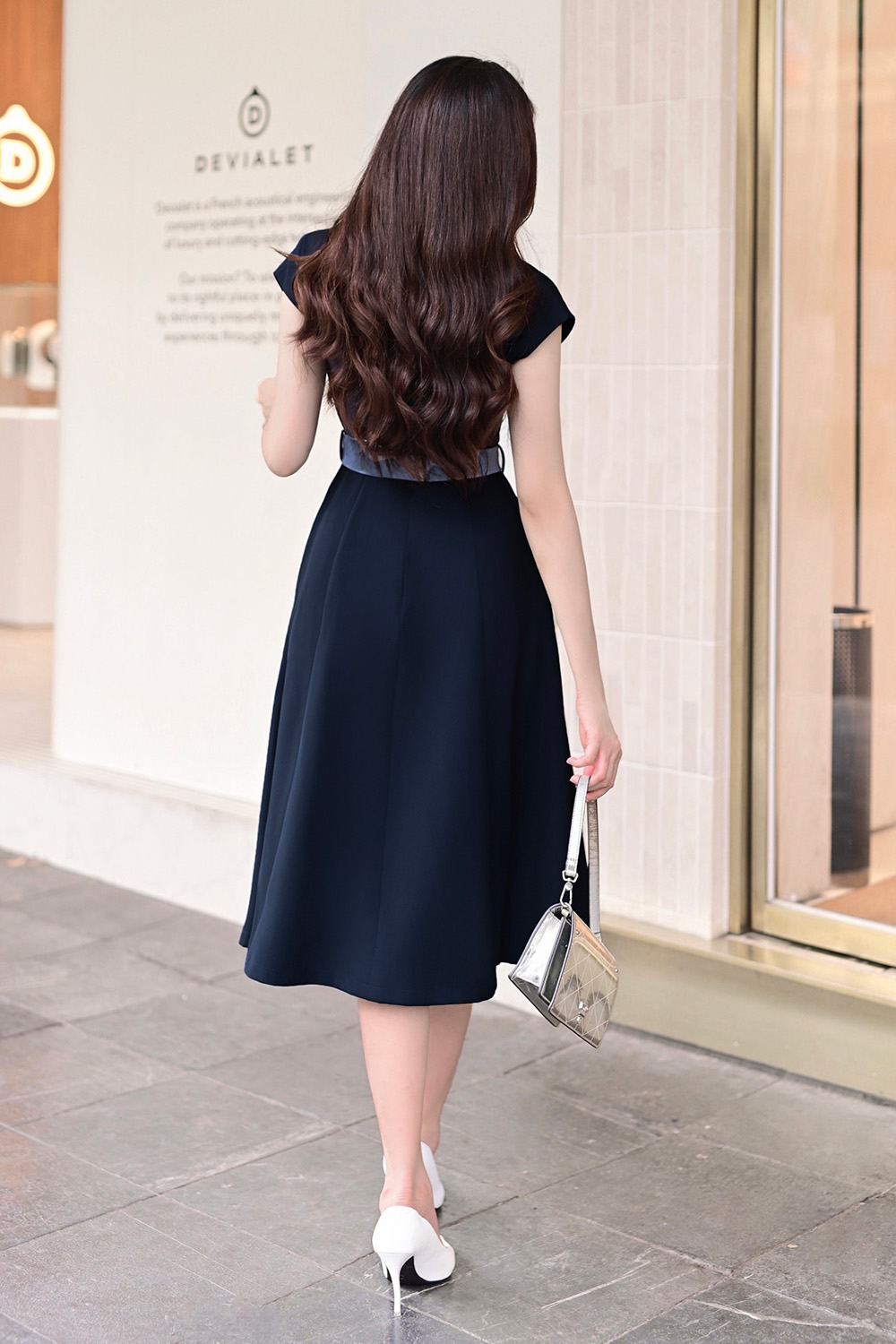 Đầm xòe công sở cổ V tay chờm phối màu