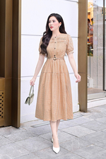 Đầm xòe họa tiết caro nhí dáng dài