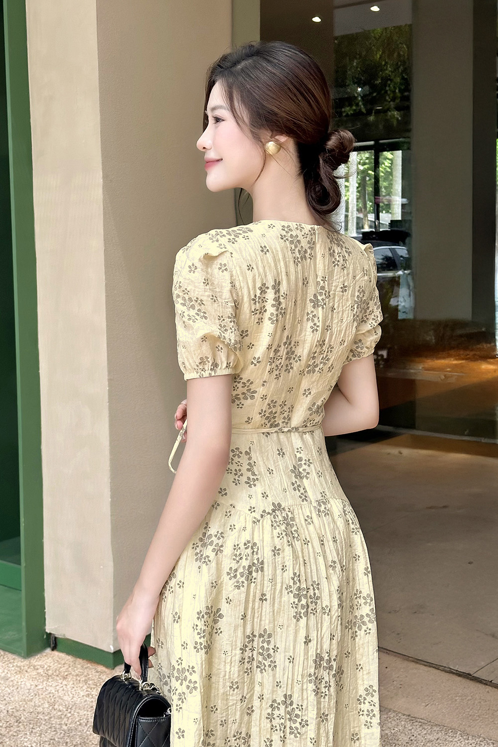 Đầm hoa nhí dáng xòe phối thắt lưng