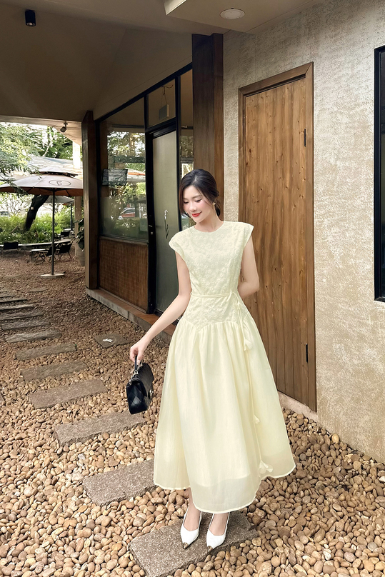 Đầm xòe ren hoa phối tơ dáng dài màu kem KK178-04