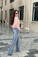 Quần jeans nữ ống suông xanh nhạt viền túi