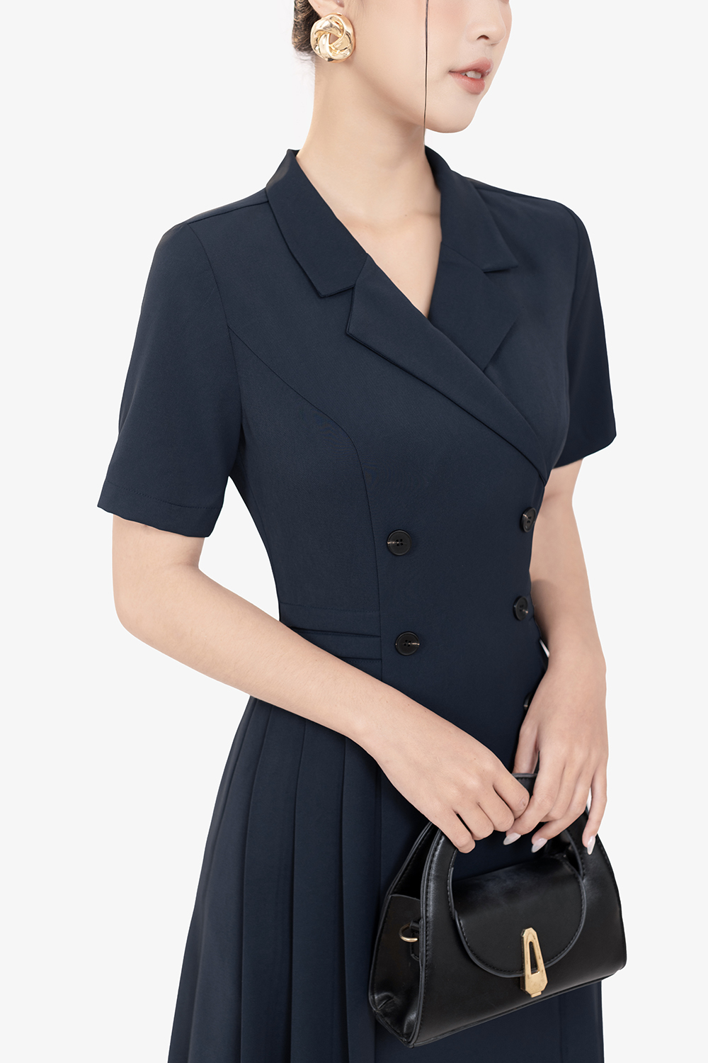 Đầm công sở dáng xòe màu xanh đen phối nút