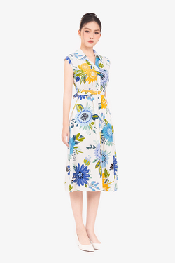 Đầm chữ A hoa to phối thắt lưng