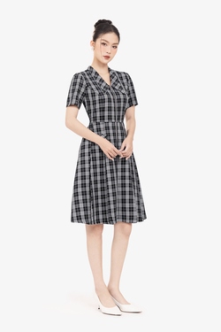 Đầm công sở caro cổ sen nhọn dáng xòe