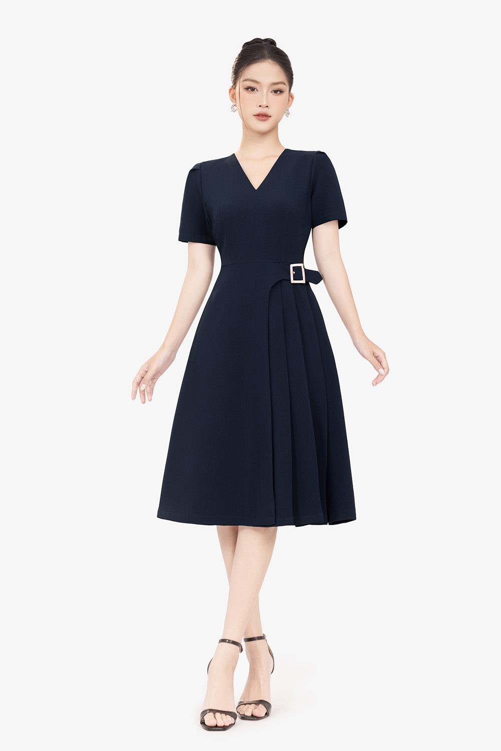 Đầm xòe công sở phối xếp ly một bên