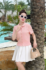 Áo thun gân màu hồng cổ sen cài cúc trước