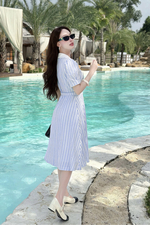 Đầm xòe sơ mi cổ trắng kẻ sọc xanh