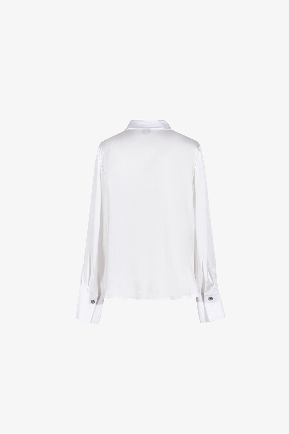 Áo sơ mi trắng dáng suông tay dài