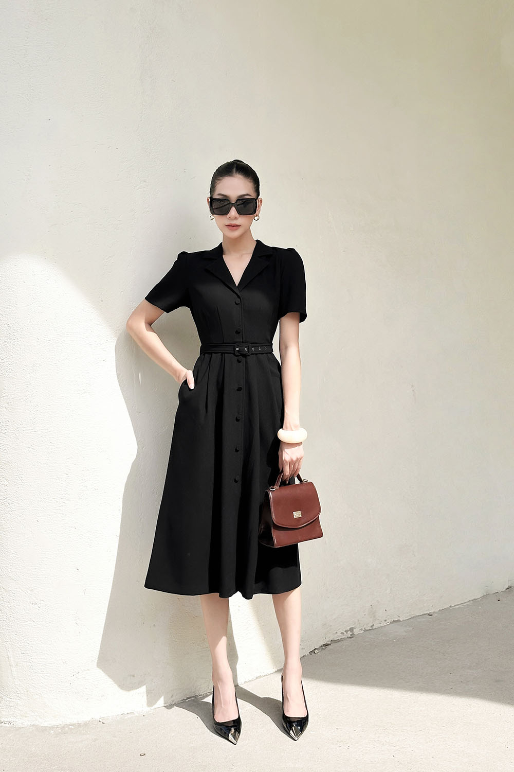 Đầm sơ mi đen dáng xòe dài KK178-39