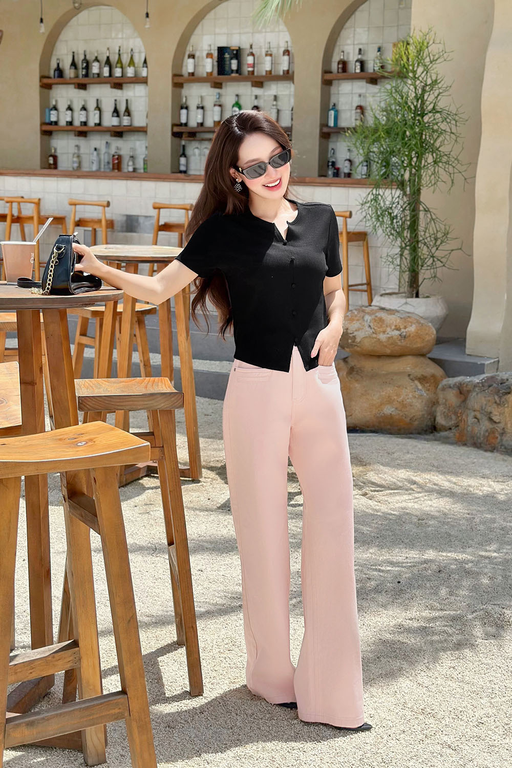 Quần jeans nữ ống suông màu hồng