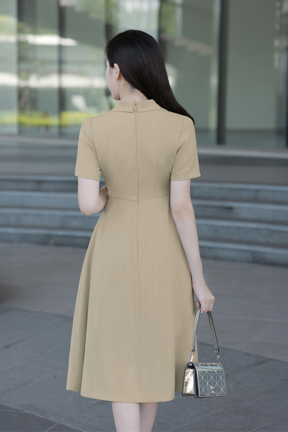 Đầm công sở cổ sơ mi dáng xòe phối nút