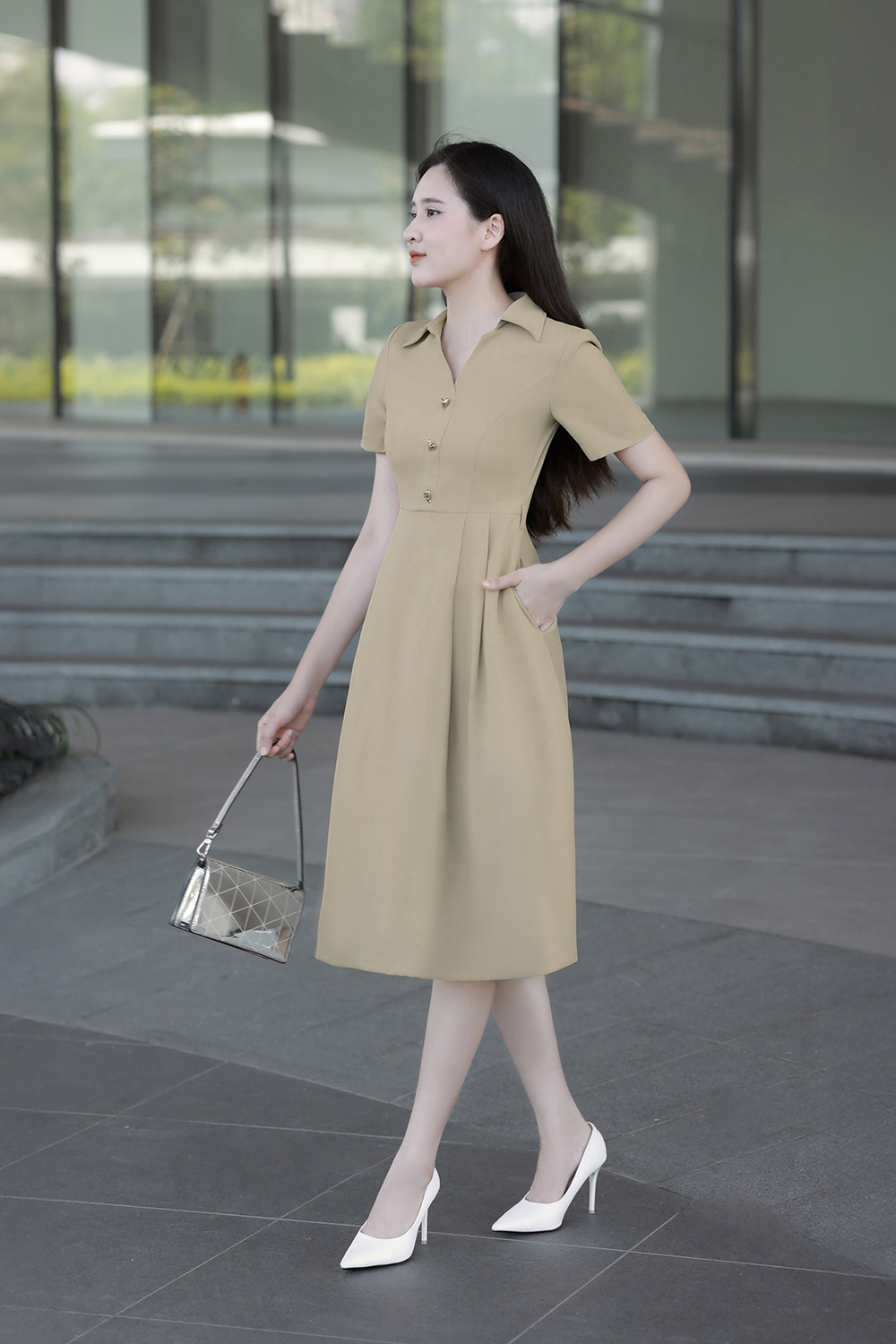 Đầm công sở cổ sơ mi dáng xòe phối nút