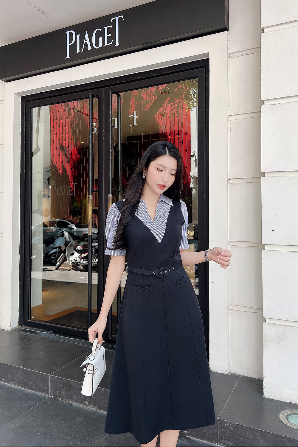 Đầm xòe công sở phối màu kèm thắt lưng