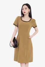 Đầm công sở dáng chữ A viền đăng ten