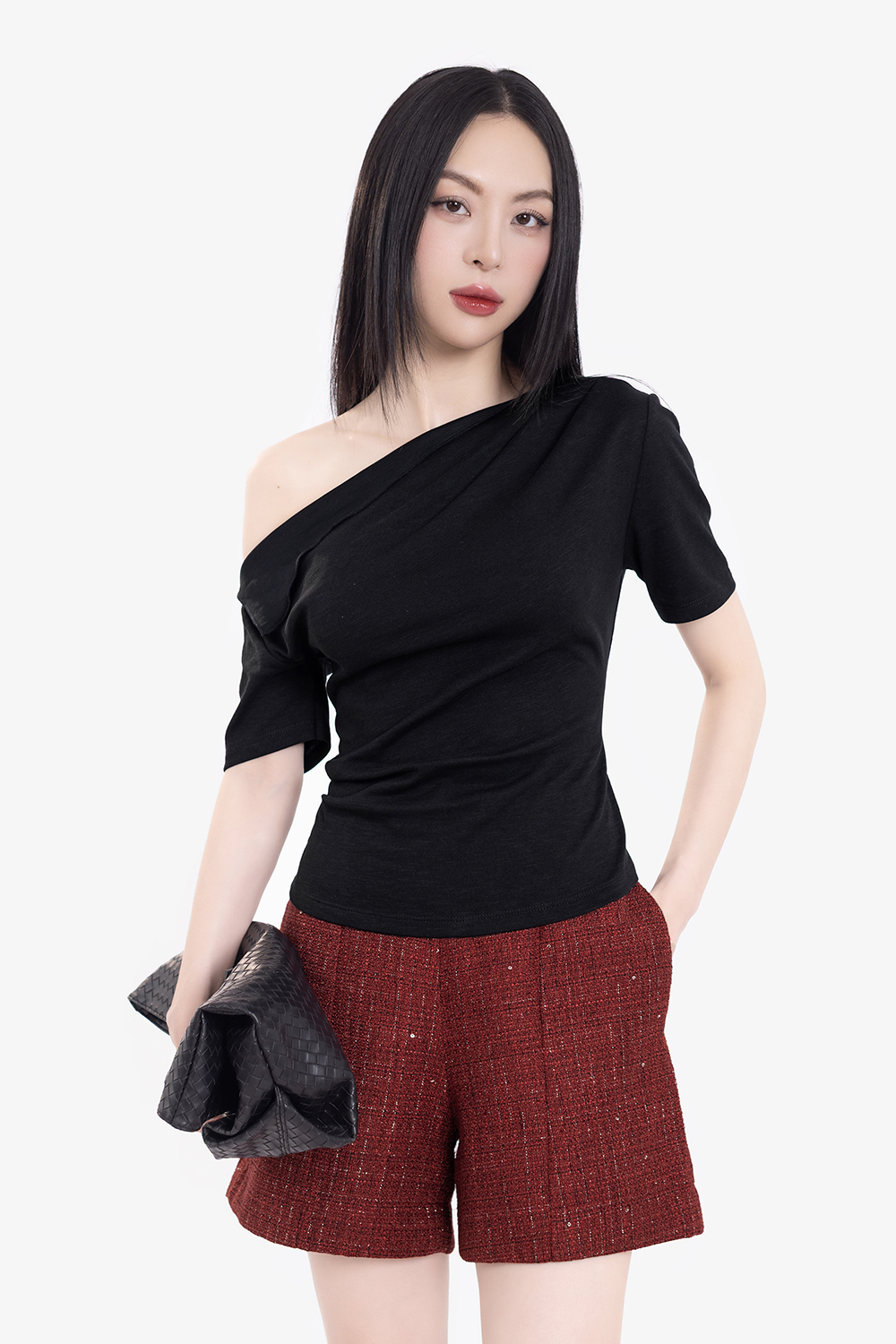 Quần short tweed màu đỏ