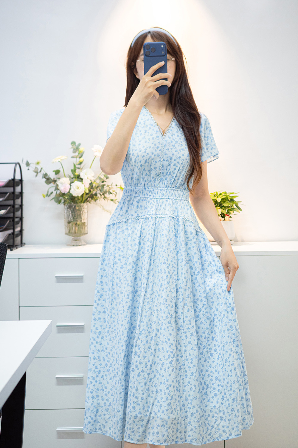 Đầm xòe hoa nhí nhấn eo dáng dài