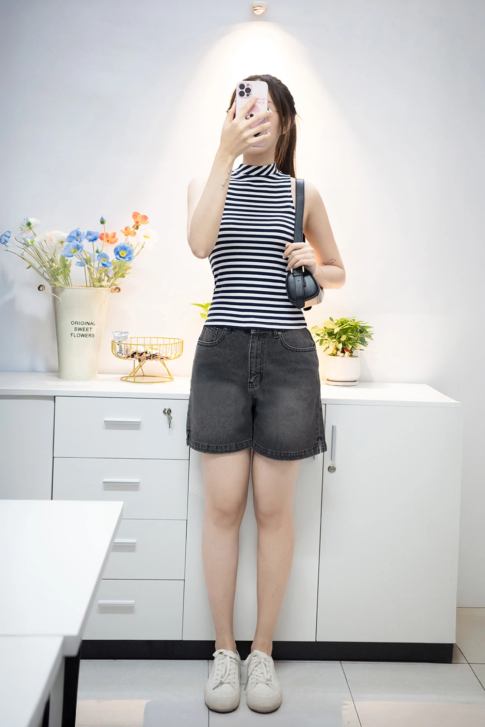 Áo thun ba lỗ trắng sọc xanh