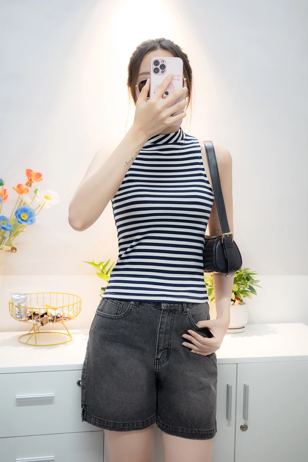 Áo thun ba lỗ trắng sọc xanh