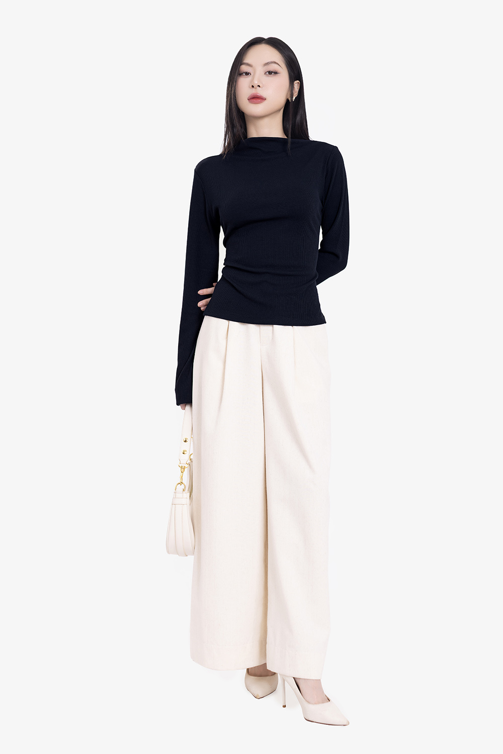 Áo thun nữ ôm tay dài màu xanh đen