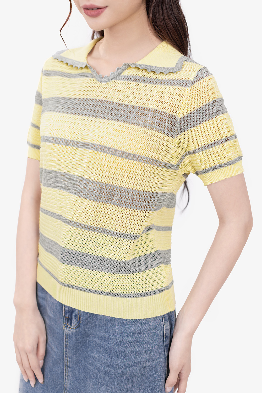 Áo len dệt kim tay ngắn sọc vàng xám