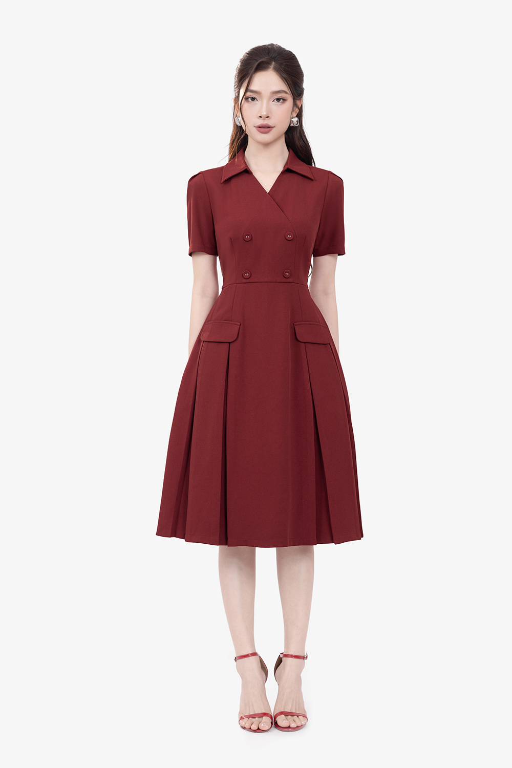 Đầm đỏ dáng xòe cổ sơ mi phối túi