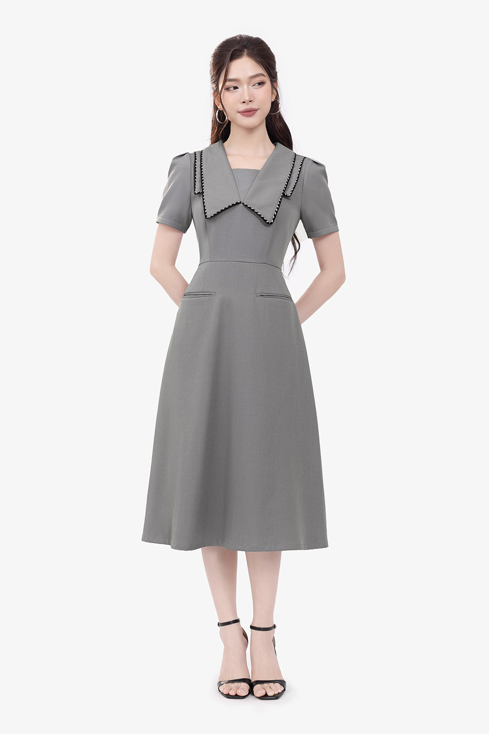 Đầm xòe công sở cổ sen nhọn viền đen