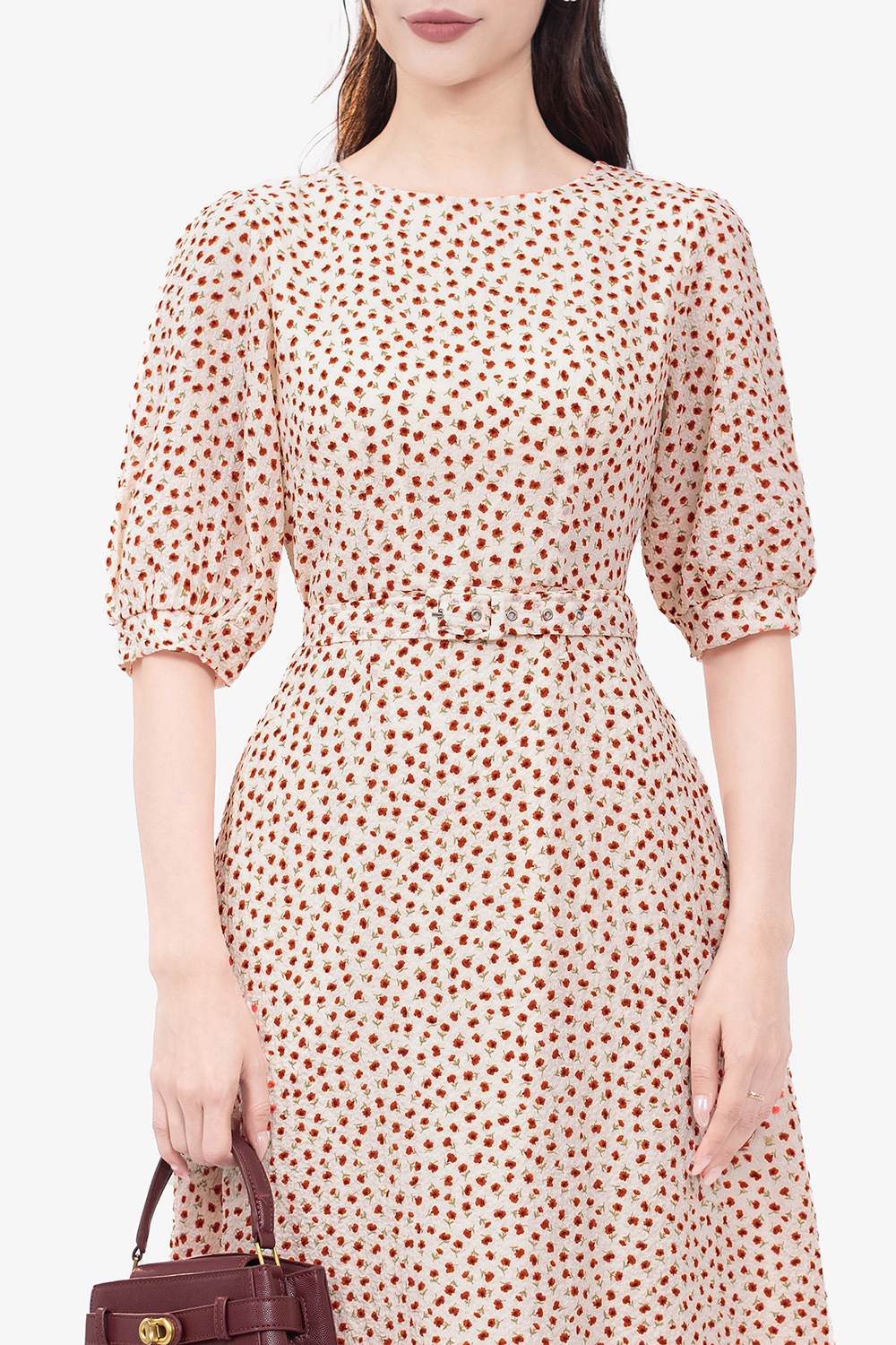 Đầm hoa nhí đỏ dáng chữ A thắt eo