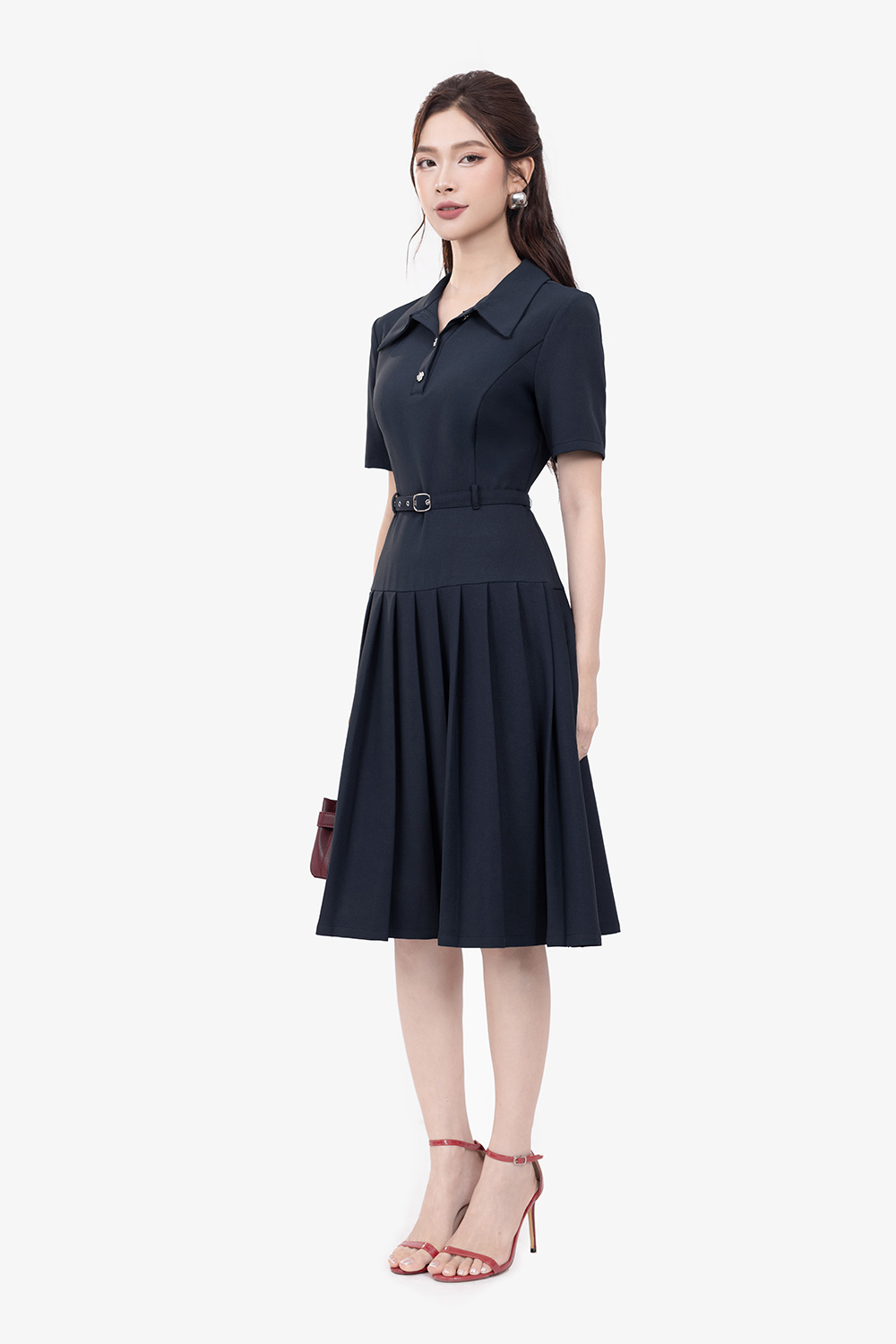 Đầm công sở xếp ly dáng xòe cổ sơ mi