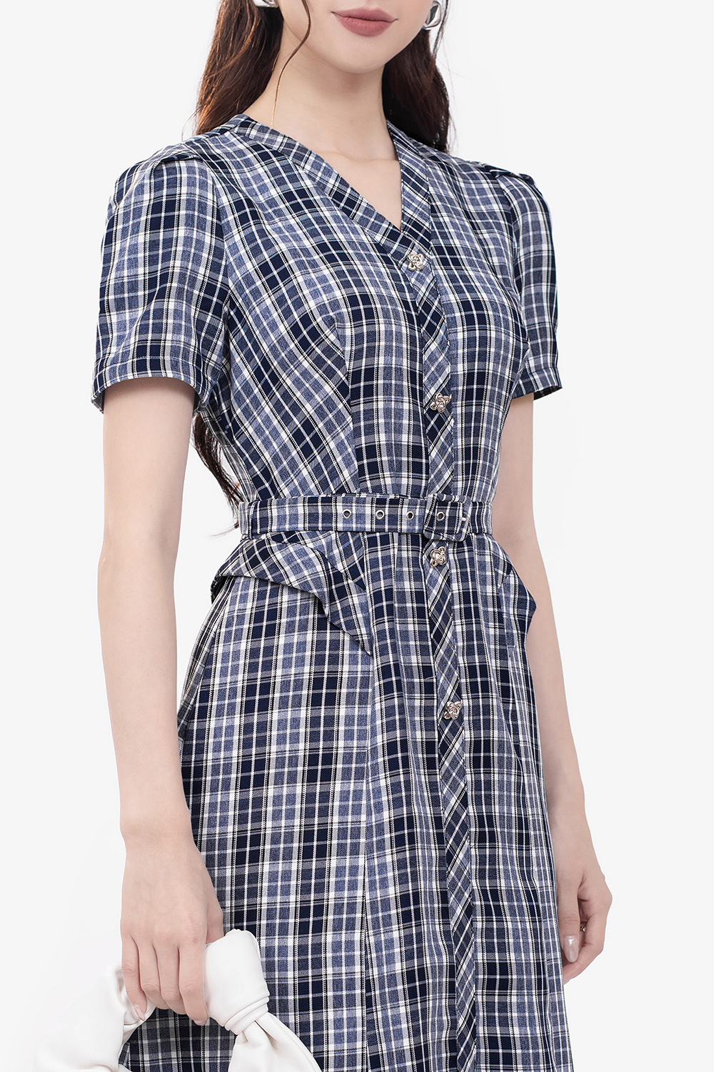 Đầm caro công sở cổ V kèm đai eo