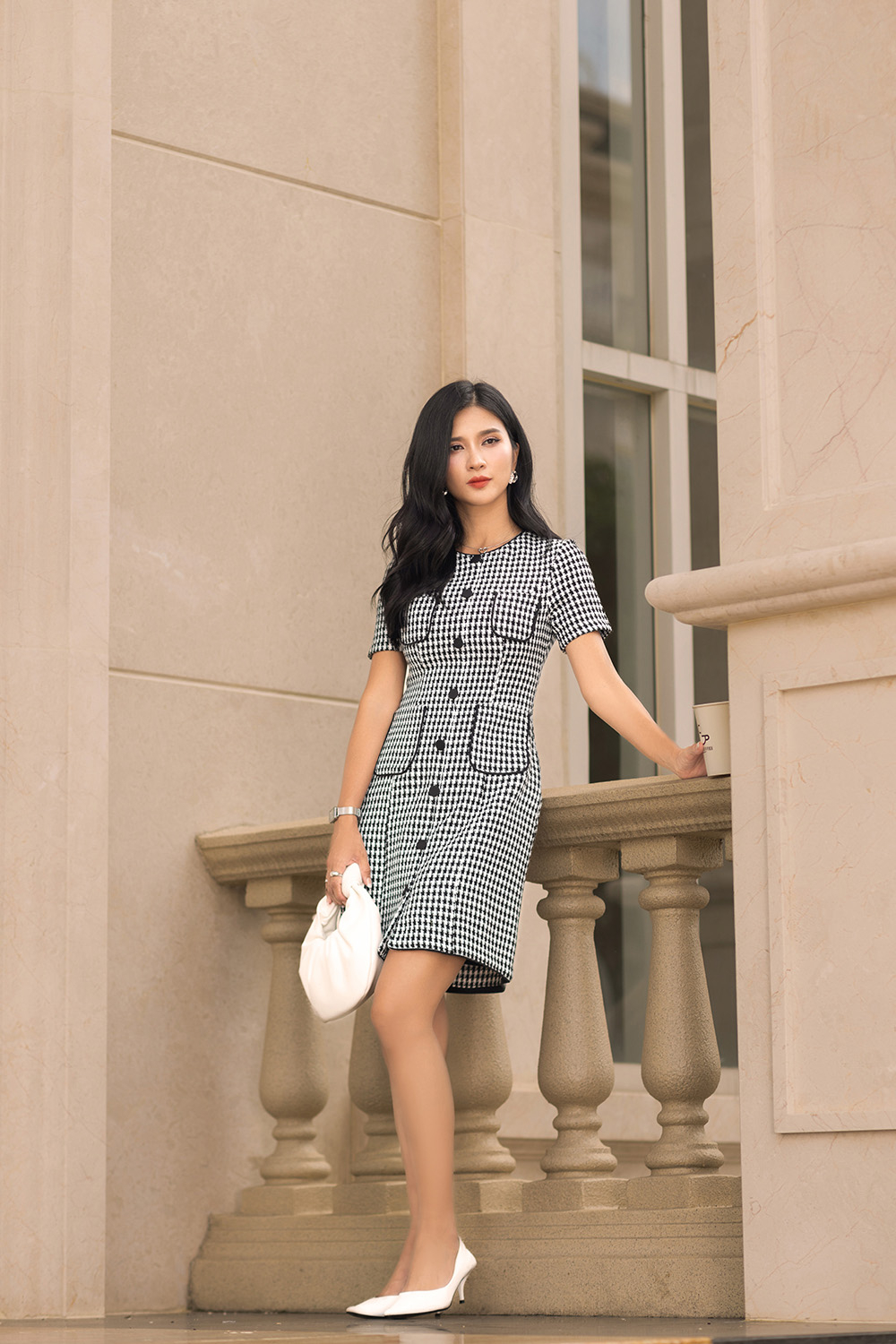 Đầm tweed dáng chữ A phối túi