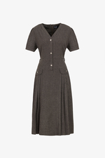 Đầm công sở màu nâu cổ V tùng xếp ly