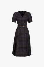 Đầm caro dáng xòe xếp ly phối nút