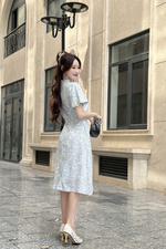 Đầm hoa xanh dáng xòe cổ phối nơ