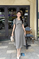 Đầm xòe công sở cổ sen nhọn viền đen