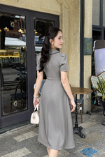 Đầm xòe công sở cổ sen nhọn viền đen