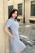 Đầm kẻ sọc xanh dáng chữ A cổ sơ mi